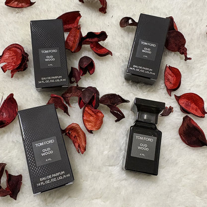 TOM FORD Oud Wood Eau De Parfum 4ml
